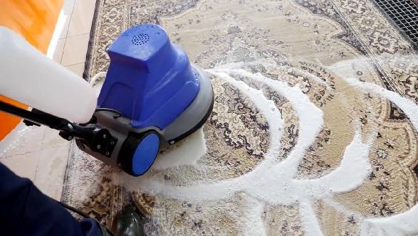 manual carpet washing - شستشوی فرش در ایام نوروز و قالیشویی شهر